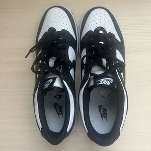 Nike panda dunks